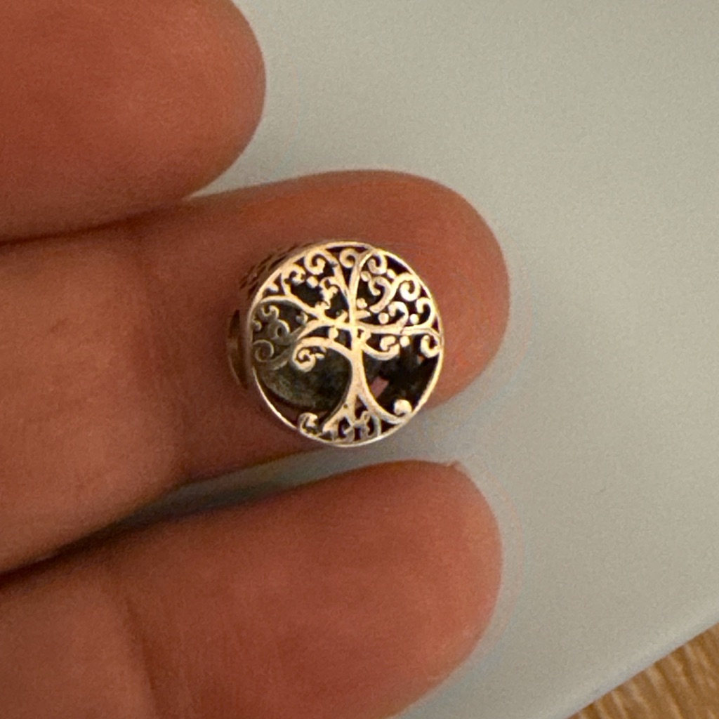 Elegant Gold Tree Of Life Charm